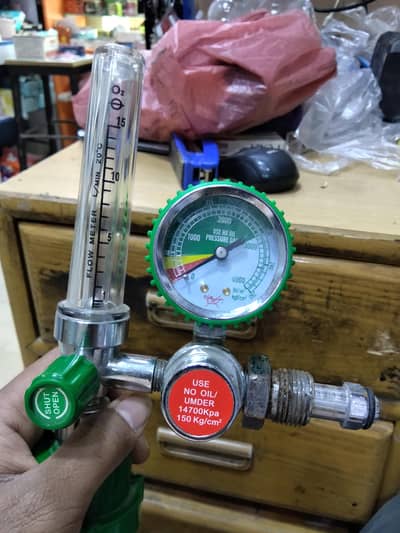 oxygen cylinder meter