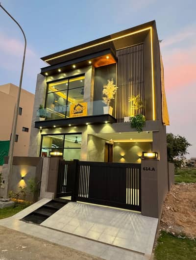 5 MARLA BRAND NEW BUNGALOW FOR RENT | DHA 9 TOWN