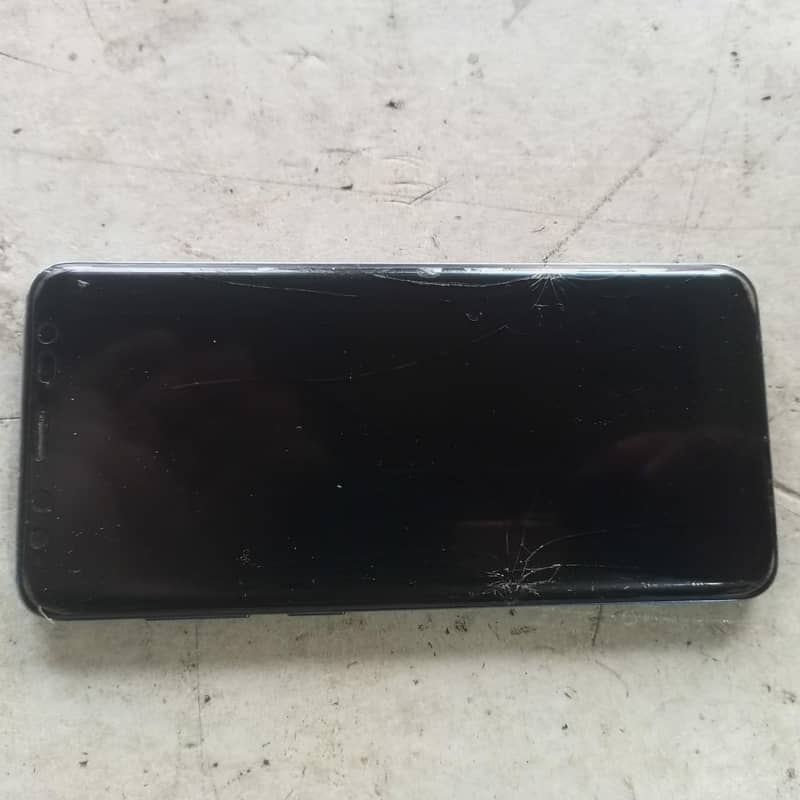 s9 plus edge. . . . 1