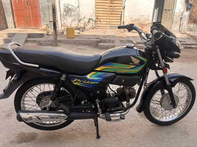 Honda pridar 100