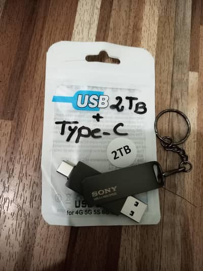 2 tb usb. . . 1 side usb aur 1 side typy C