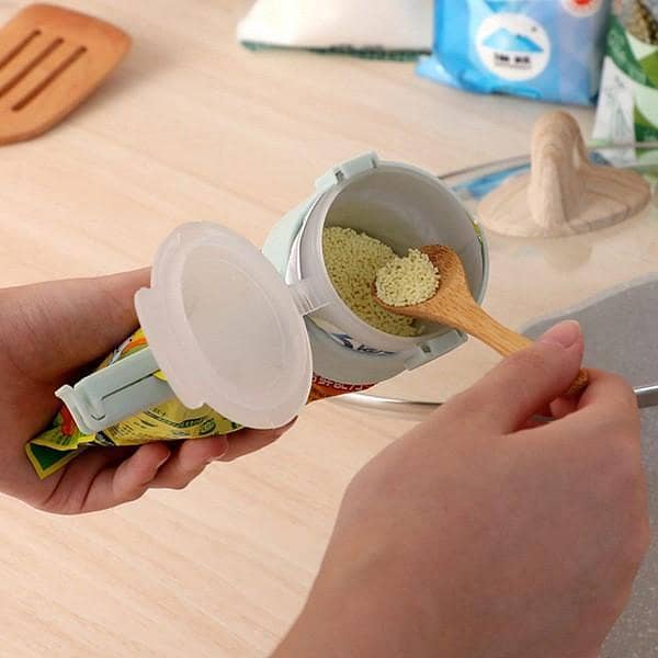 Food Storage Sealing Clip with Pour Spouts KItchen Chip Bag Clips Plastic Cap Sealer Food Saver Fresh Keep Bag Clips