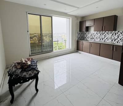 Double Bed Semi Furnished Apartment for Rent !