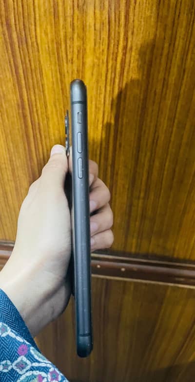 Non Pta Iphone 11 Good cindition