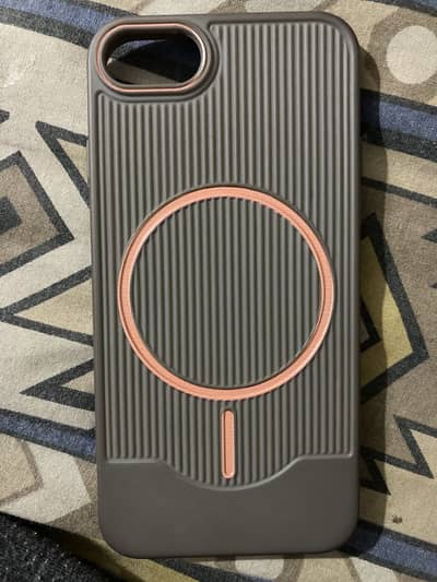 IPHONE SE COVER FOR SALE ALSO USED FOR IPHONE 7/8