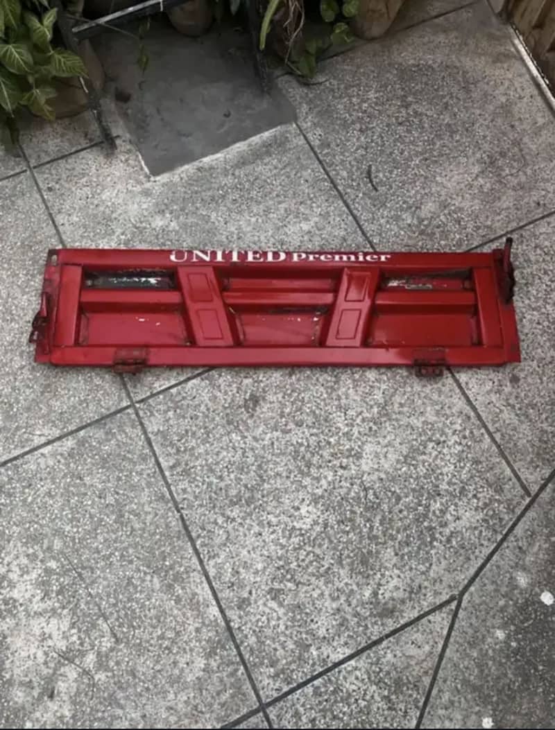 Loader rikshah back door 0