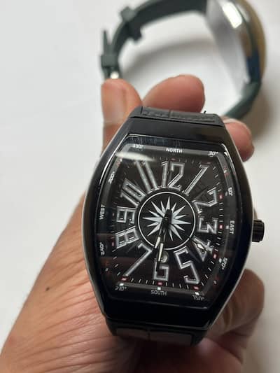 Most trending watch just 6 pieces left