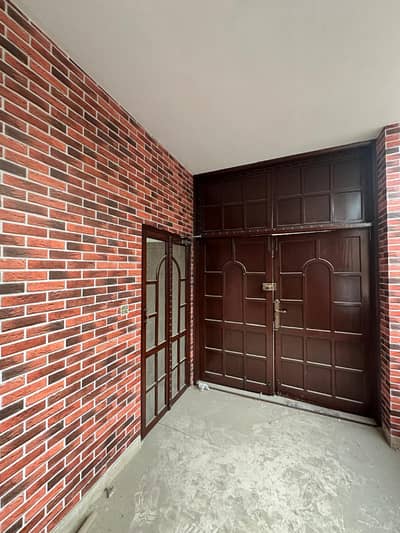 1st Floor Portion with Roof Available for Sale in Gulshan Iqbal Block-6