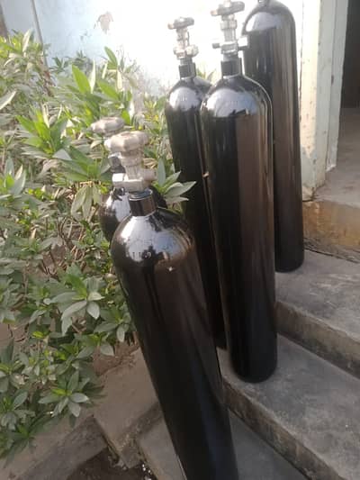 Medical Oxygen Cylinder – Ready to Use