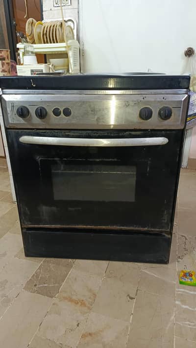 Indus  3 Burners Cooking Range