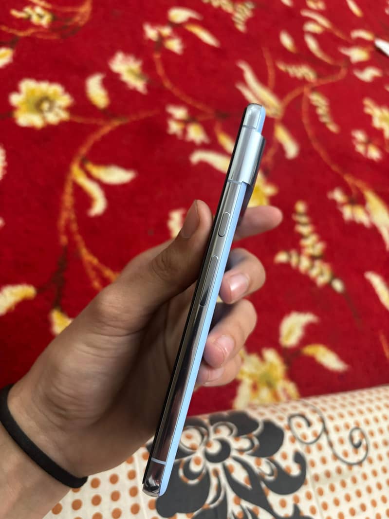 google pixel 8 pro 3