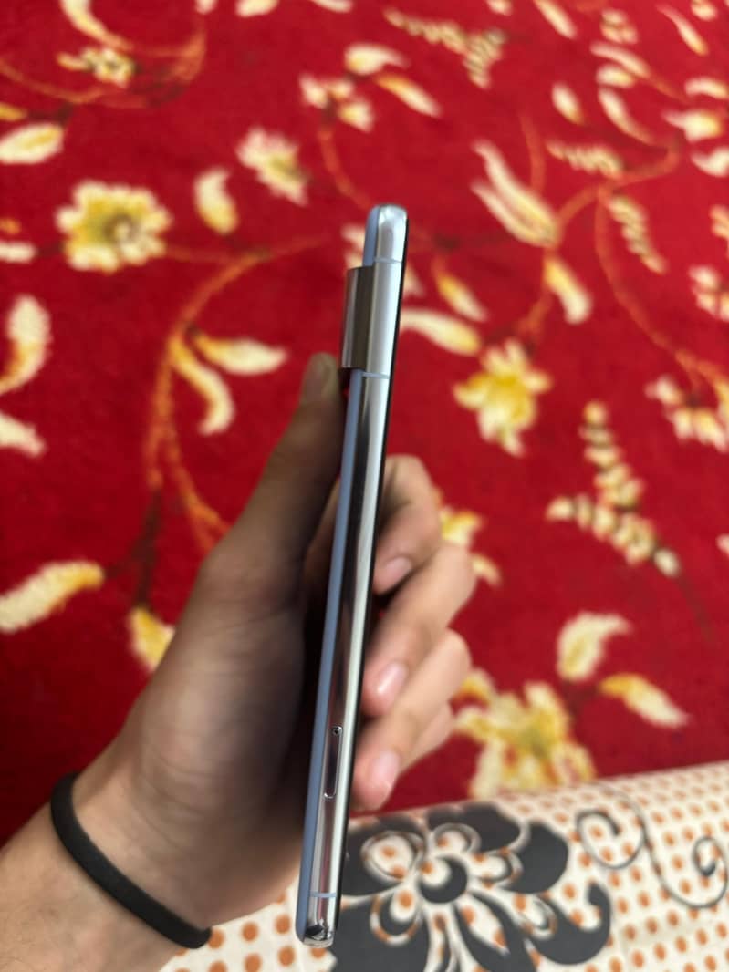 google pixel 8 pro 5