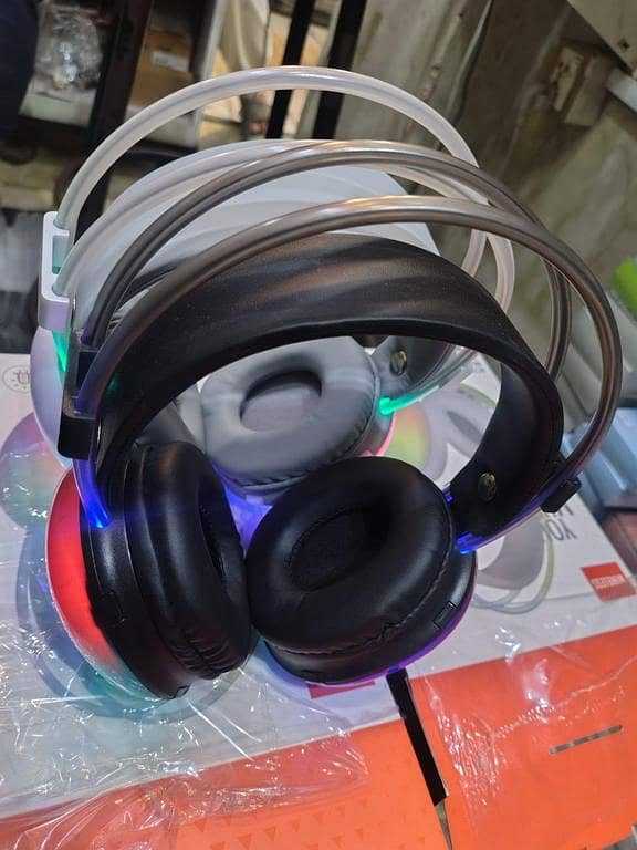 RGB Wireless Headphones with Built-in Mic — Bluetooth, High-Quality Sound, Rechargeable Battery
