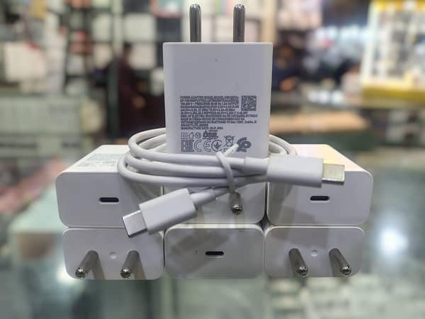 45W Original Universal Fast Charger: USB-C to USB-C with Cable (PD) for iPhone and Android