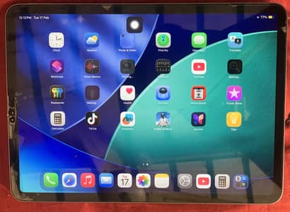 ipad pro M2 4th generation 256 gb with box