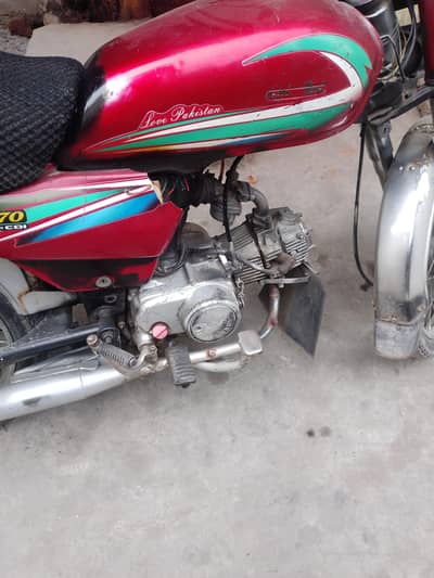 King Hero Bike 70cc condition 10/ 8 All ok hai koi Masla nahi hai