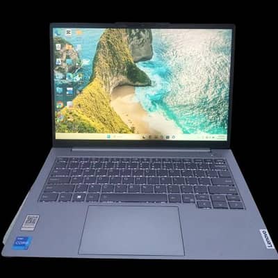 Lenovo ThinkBook14 G6 i7, 13th Gen, 8GB Ram, 512GB SSD, 22 month warri
