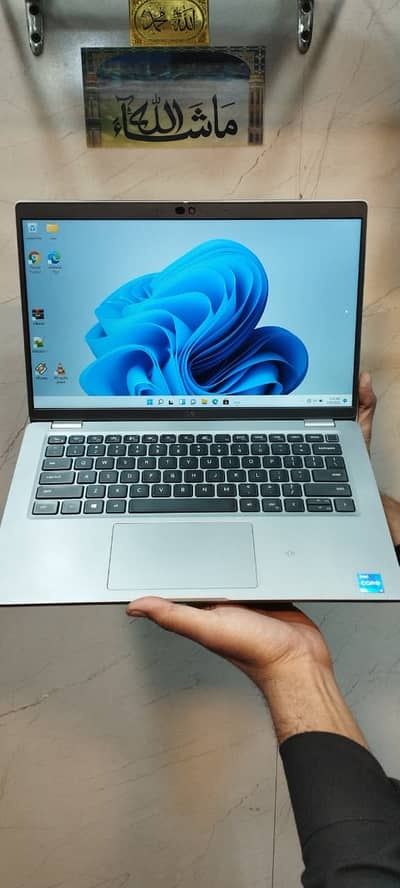 Dell Latitude i7 11th Gen – 8GB DDR4 | 256GB NVMe SSD | IPS Display