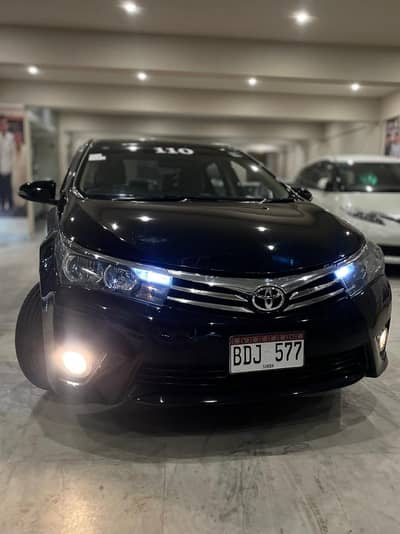 Toyota Corolla GLi 1.3 2015 | Black | 79,000 KM | Like Zero Meter