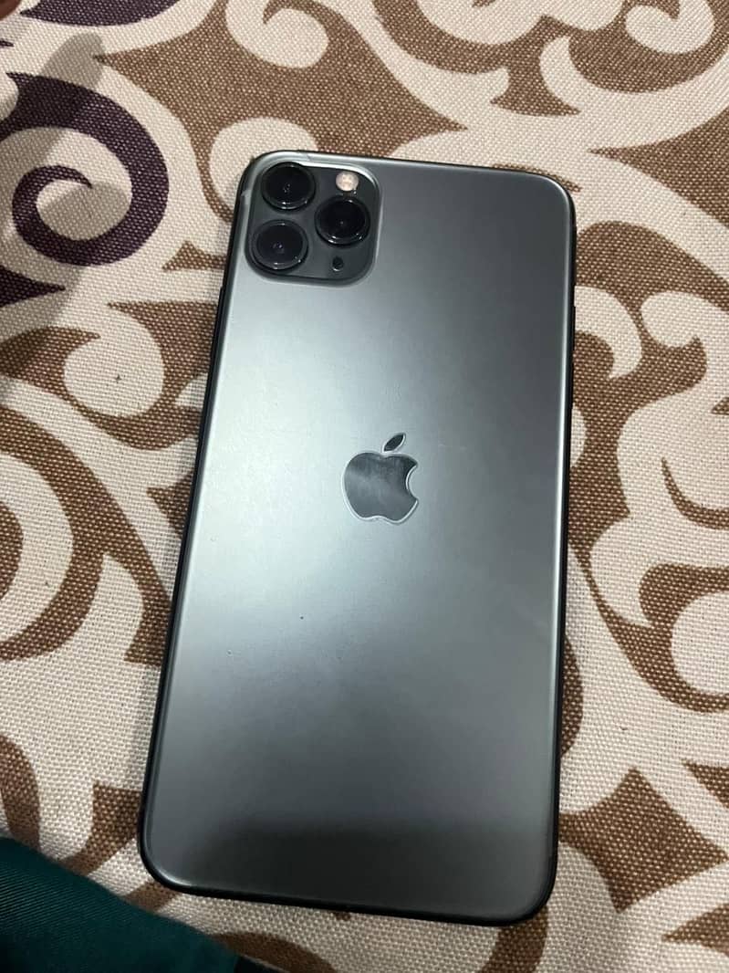 Iphone 11 pro max 4