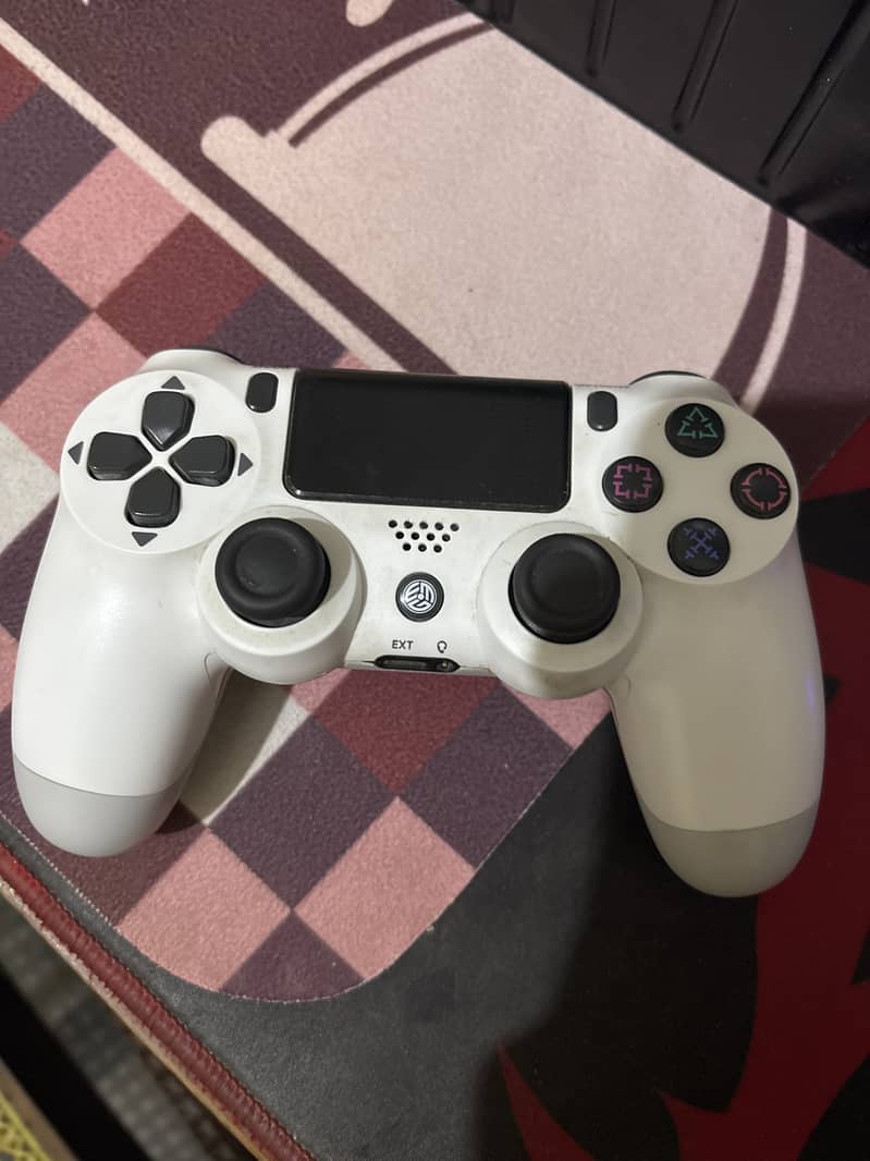 PS4/PC controller 0