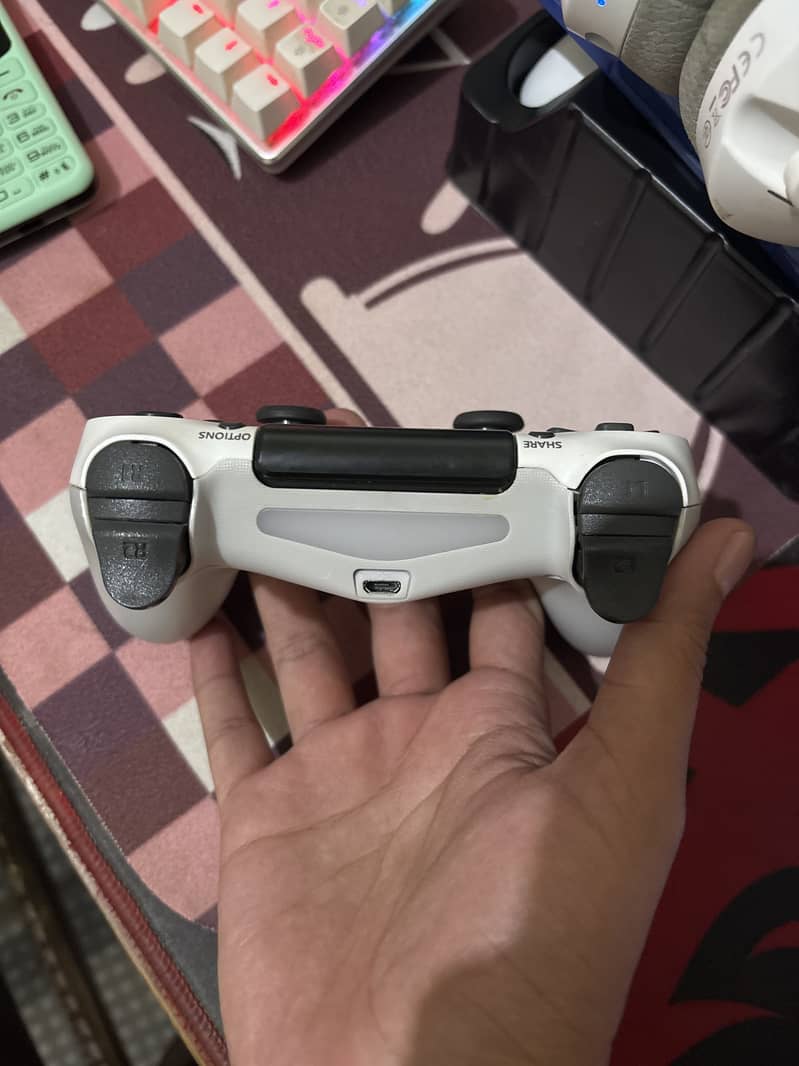 PS4/PC controller 1