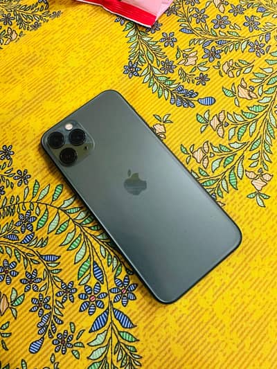 iPhone 11 Pro 256GB – Green – Excellent Condition
