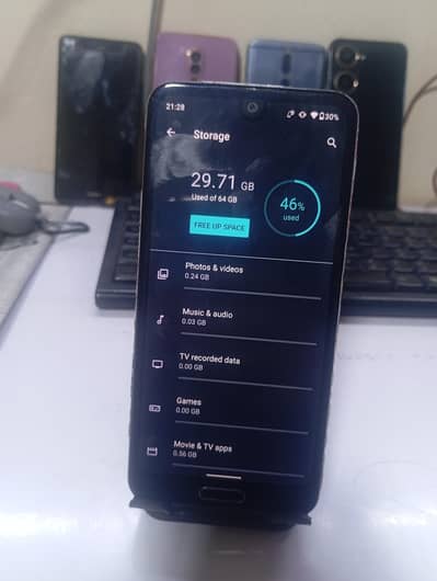 Aquas R2 - 4/64 - Non PTA - Camera 80% - Gaming Phone