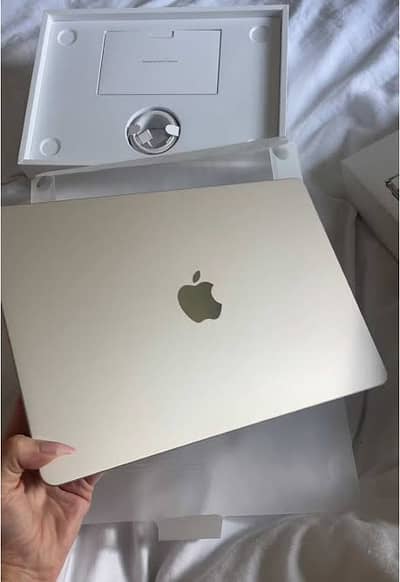 MacBook Air M4