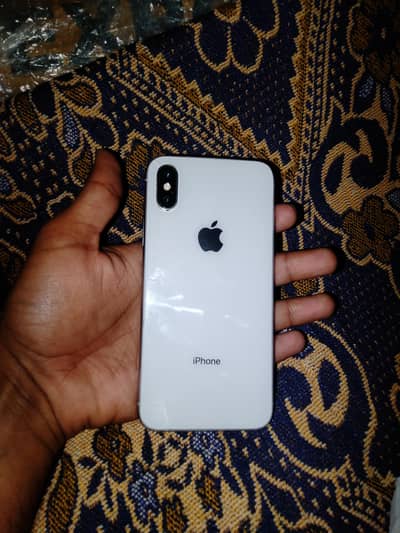 I phone x 256 memory back camera issue ha