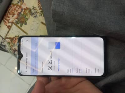 VIVO V21E 8/128 VERY GOOD PHONE GOOD FOR GAMING AND CAMERA IS GOOD.