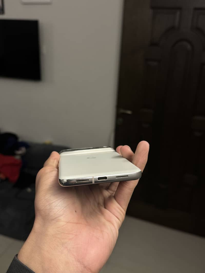 Google pixel 8 pro 4