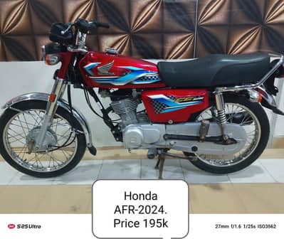 Honda CG-125 Available.  Raed Description