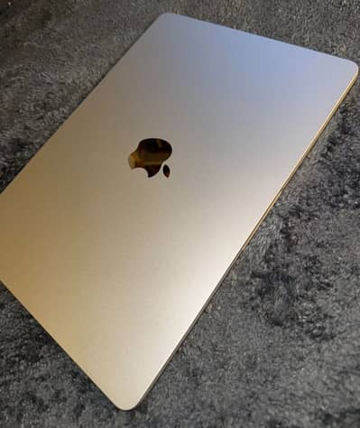 Macbook M3 Air
