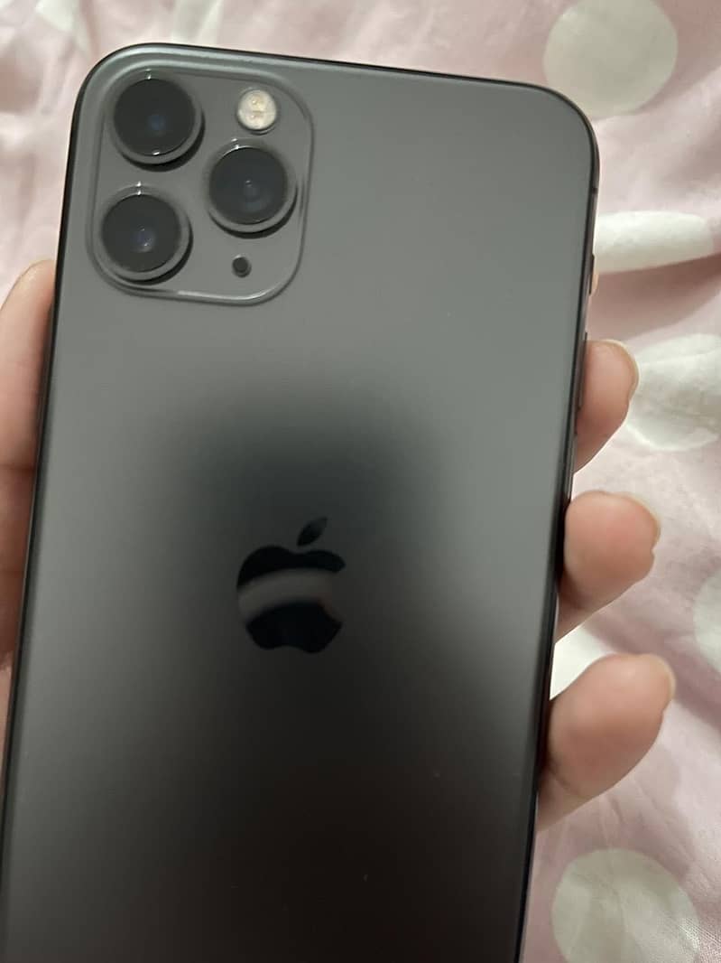 IPhone 11 Pro 1
