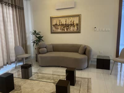 Modern Curved Sofa – Excellent Condition