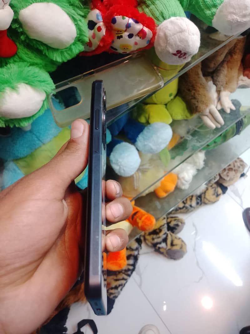 Realme Note 70 4
