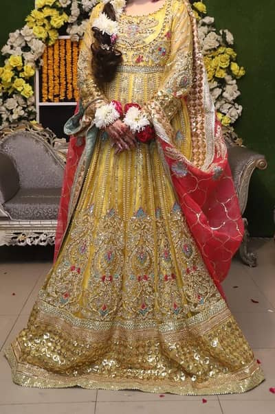 BridalDress|WeddingDress|Mehndidress|Bridalmaxi|walimamaxi