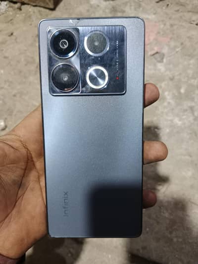 Infinix not 40  16 /256
