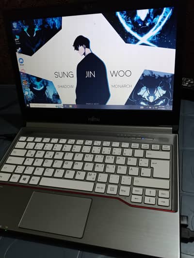 Fujitsu 6th gen paki sim working lust condition 8/228 ssd