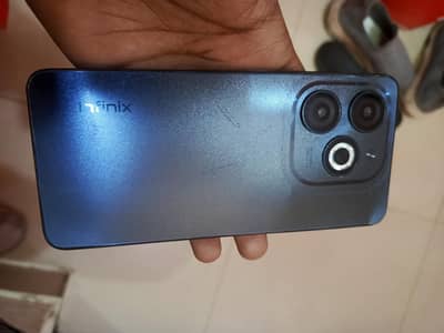 Infinix smart 8 4/64