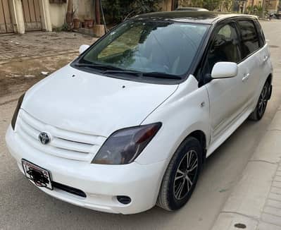 Toyota IST 2007