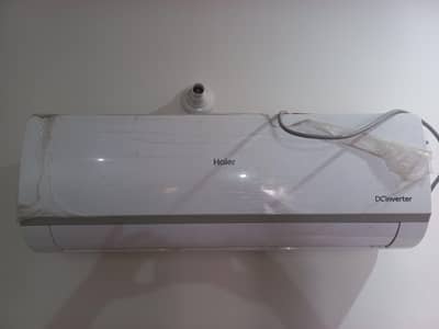 Best Condition A/c for urgent sale