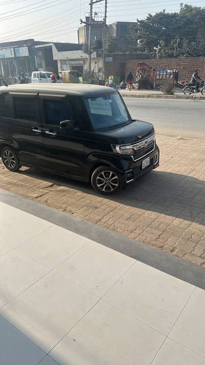 Honda N box Custom