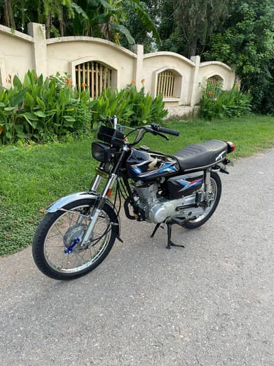 Honda 125 Original Red Color for sell