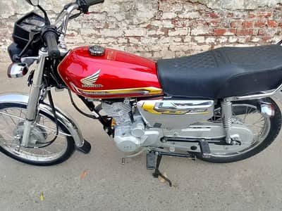 total genuine aur good condition