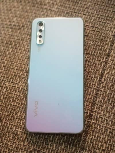 vivo s1  8 256