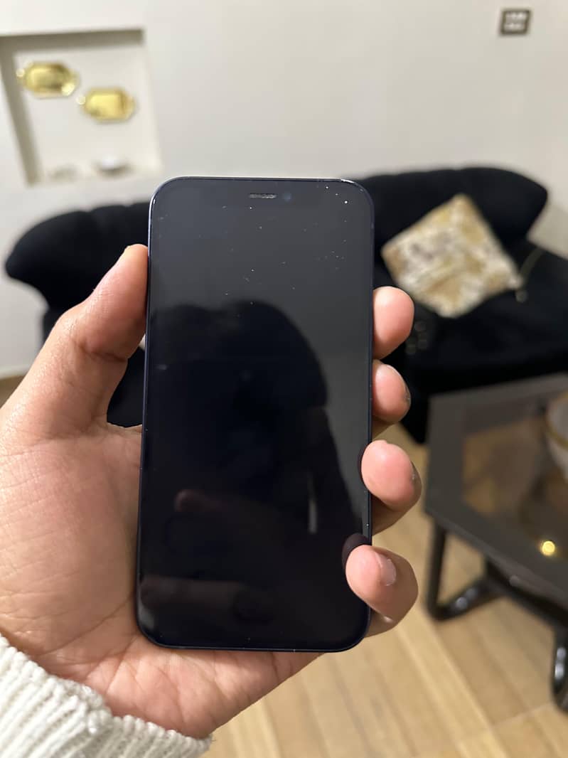 iphone 12 mini 6