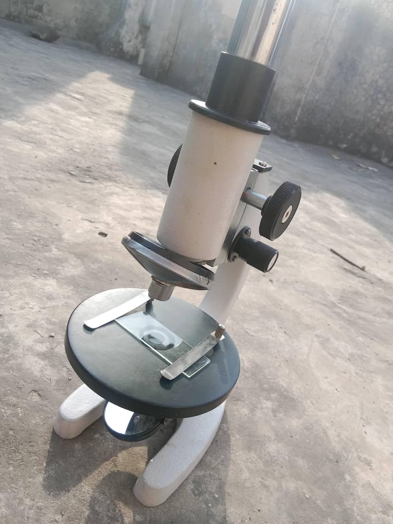 compound Microscope 5