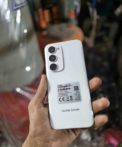 Tecno Spark 40pro plus box open